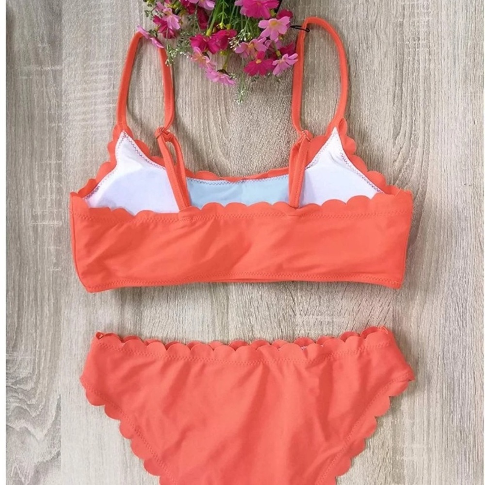 Bikini Set - Picture 2 of 4